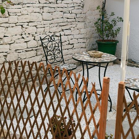 מלון Gjirokastër Petrichor מראה חיצוני תמונה